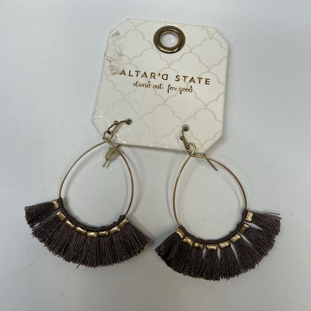 Altar’d State Gold Tone Hoop Dusty Purple Fringe Lightweight Dangle Earrings New